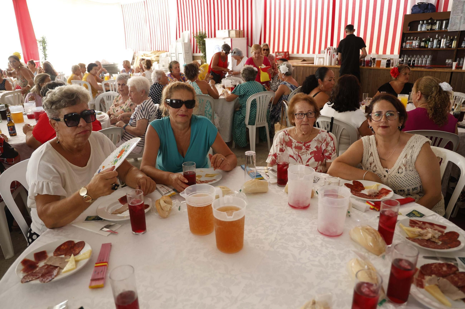 Búscate en la comida de mujeres de la Feria Real de San Roque Búscate en la comida de mujeres de la Feria Real de San Roque