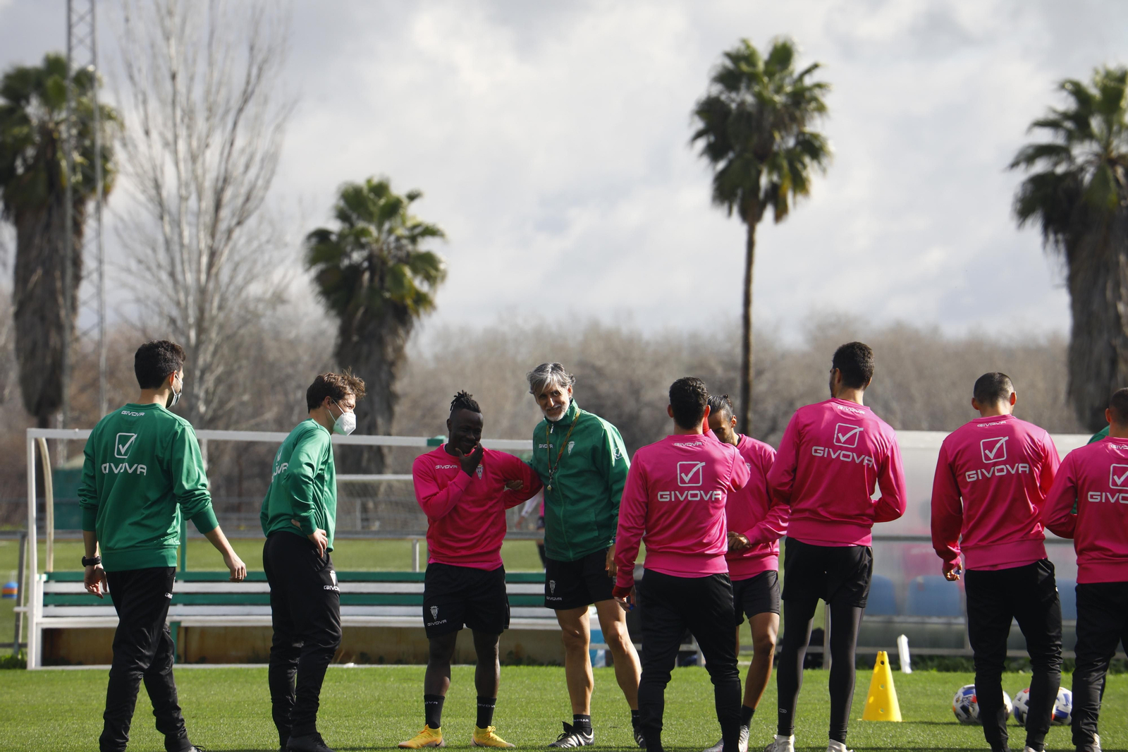 Moussa Sidibé ya se entrena con el Córdoba CF