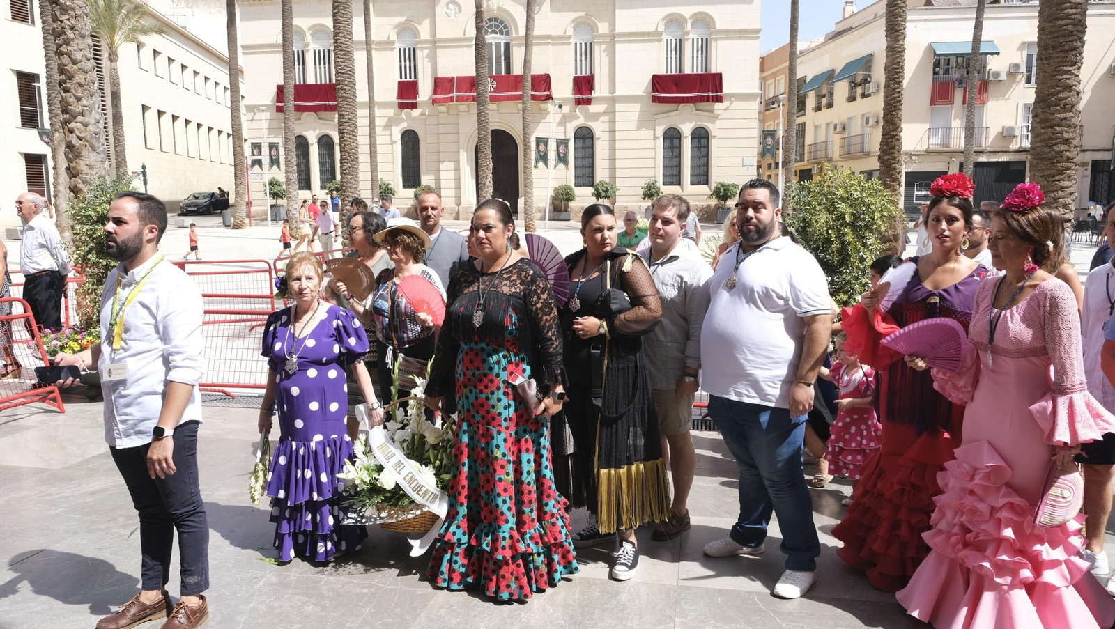Ofrenda floral a la Virgen del Mar en la Feria de Almería 2024, en imágenes