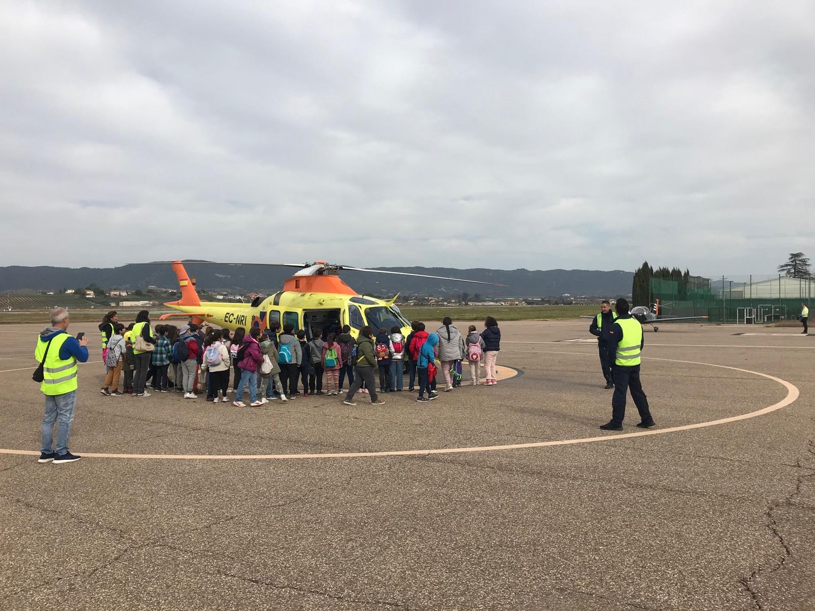 Visita de escolares al aeropuerto de Córdoba.