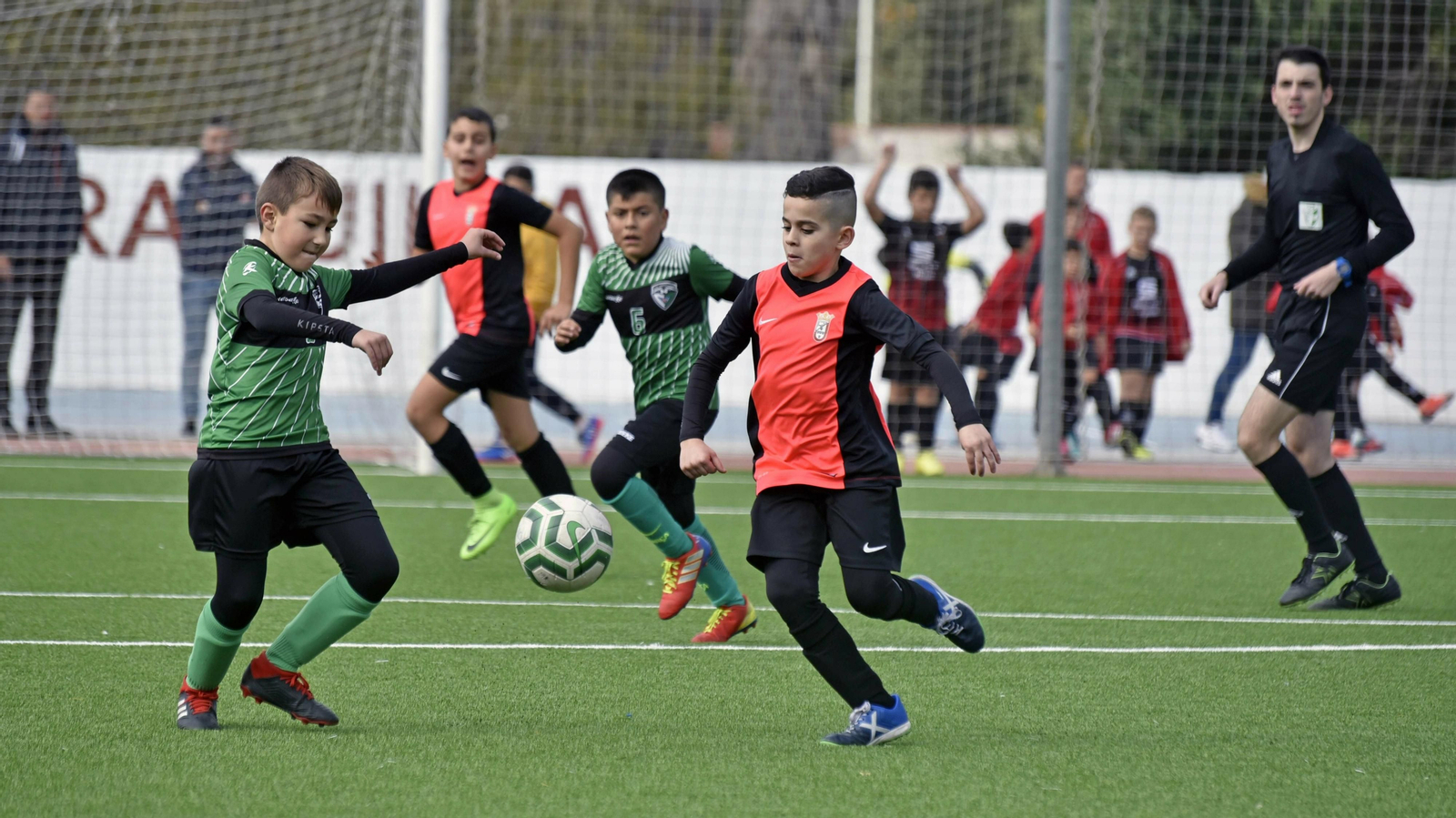Las mejores fotos del XII Torneo de Navidad de futbol base AD Taraguilla