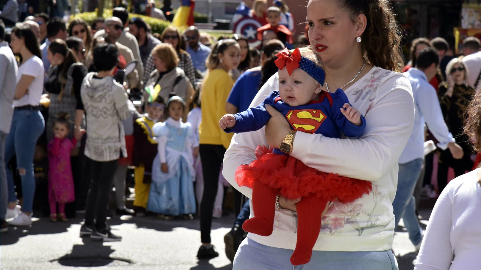 Cabalgata de Carnaval en La Línea en imágenes