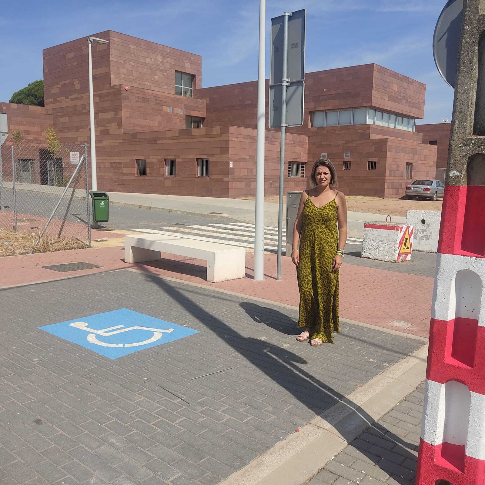 La diputada provincial de Cs Erika Nevado, en Cerro Muriano.