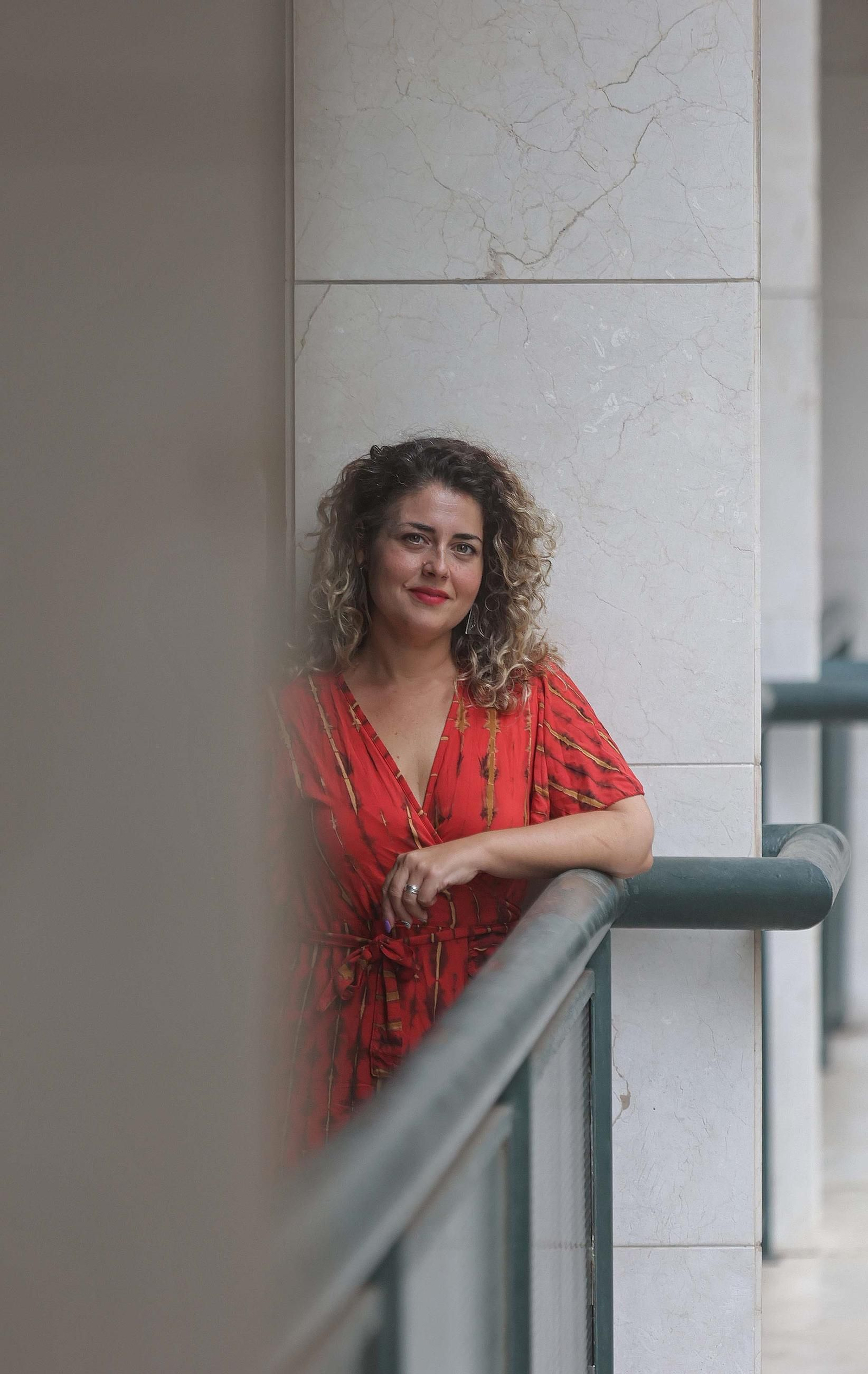 La psicóloga Carolina Calvo, durante la entrevista en la redacción de Europa Sur