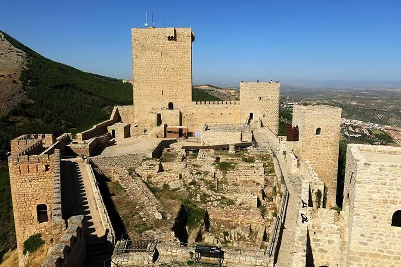 Castillo-de-Santa-Catalina-Jaen