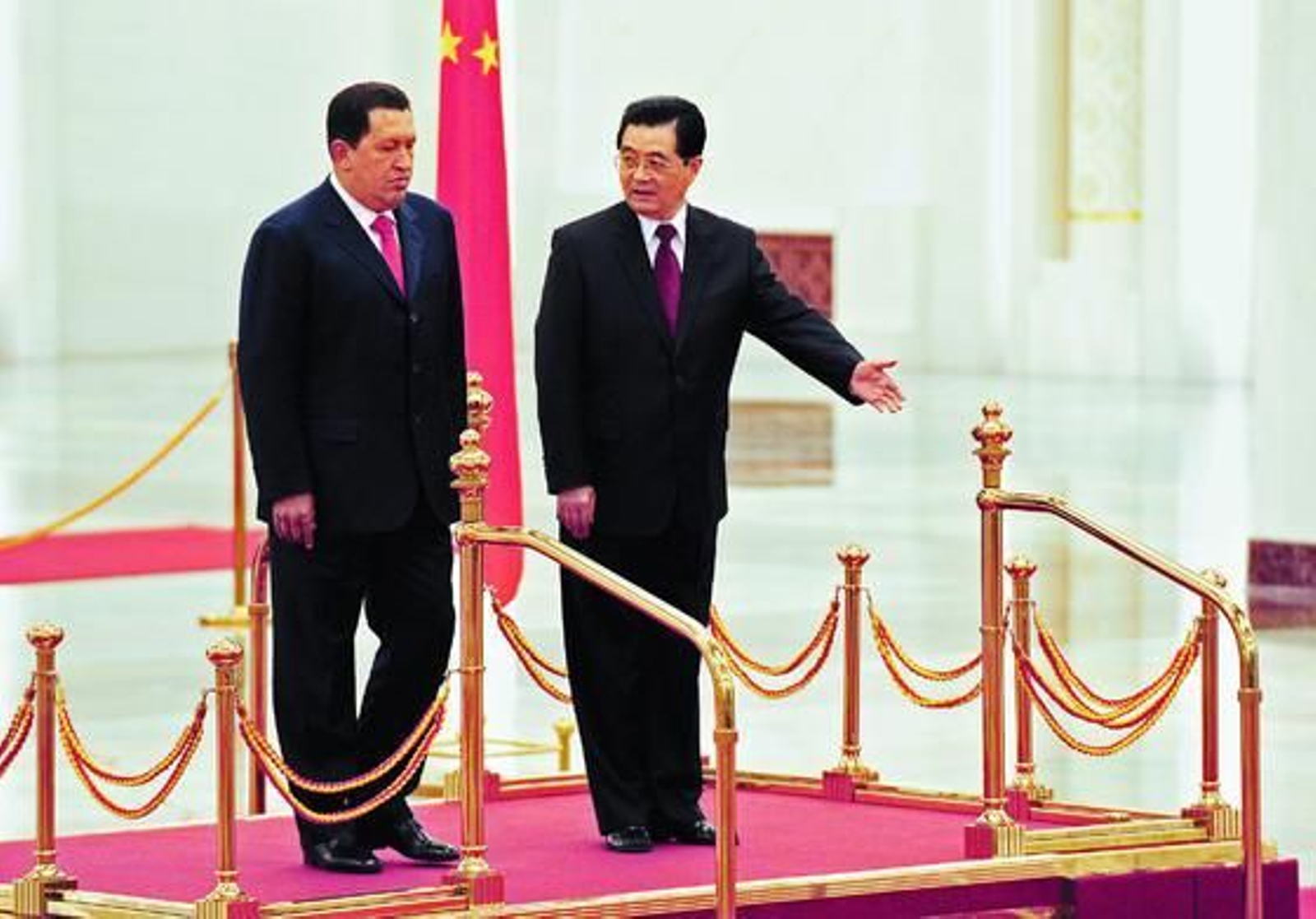 Chavez con Ju Hintao en su visita a China en 2008

Foto: AFP