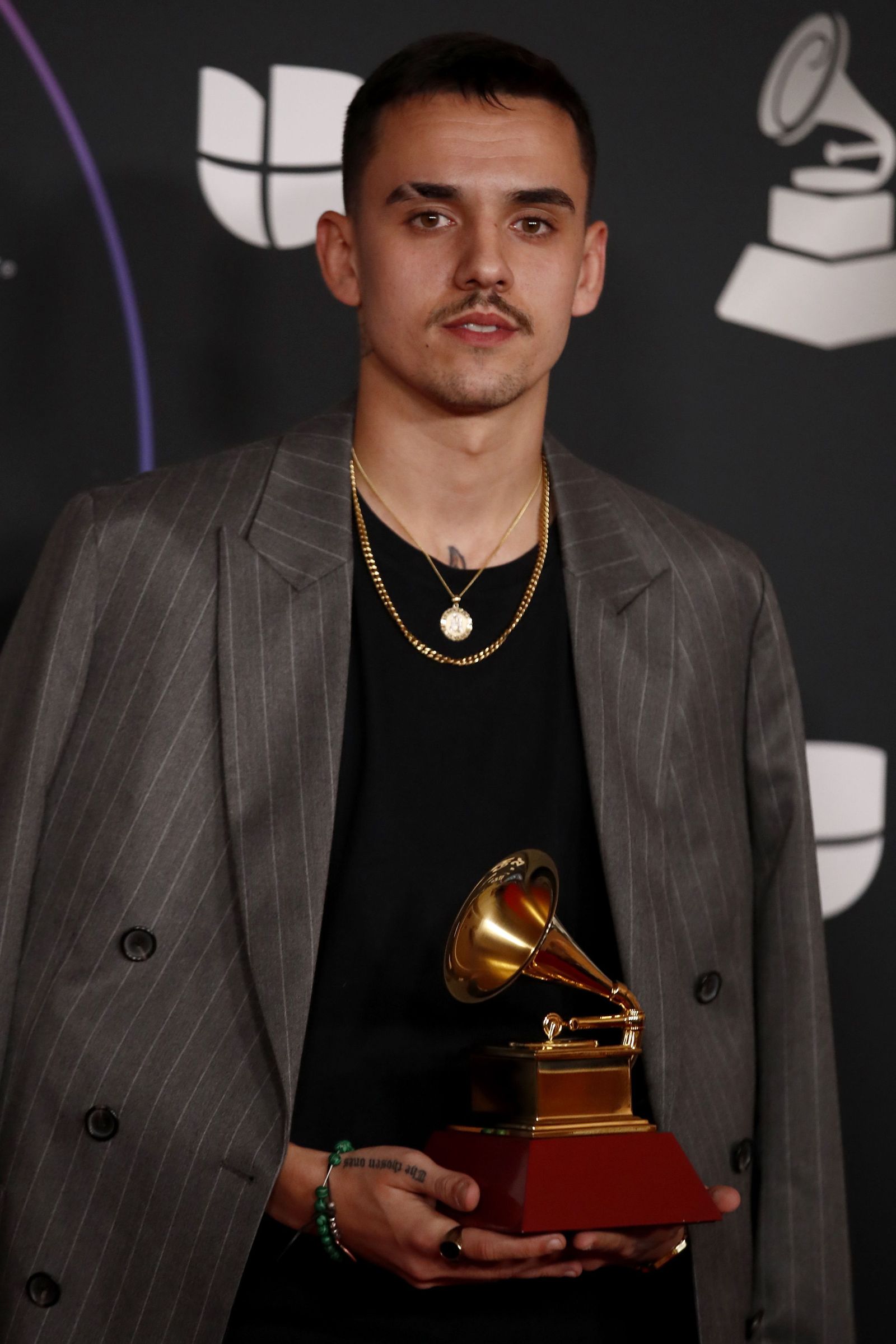 La alfombra roja de los Grammy latinos