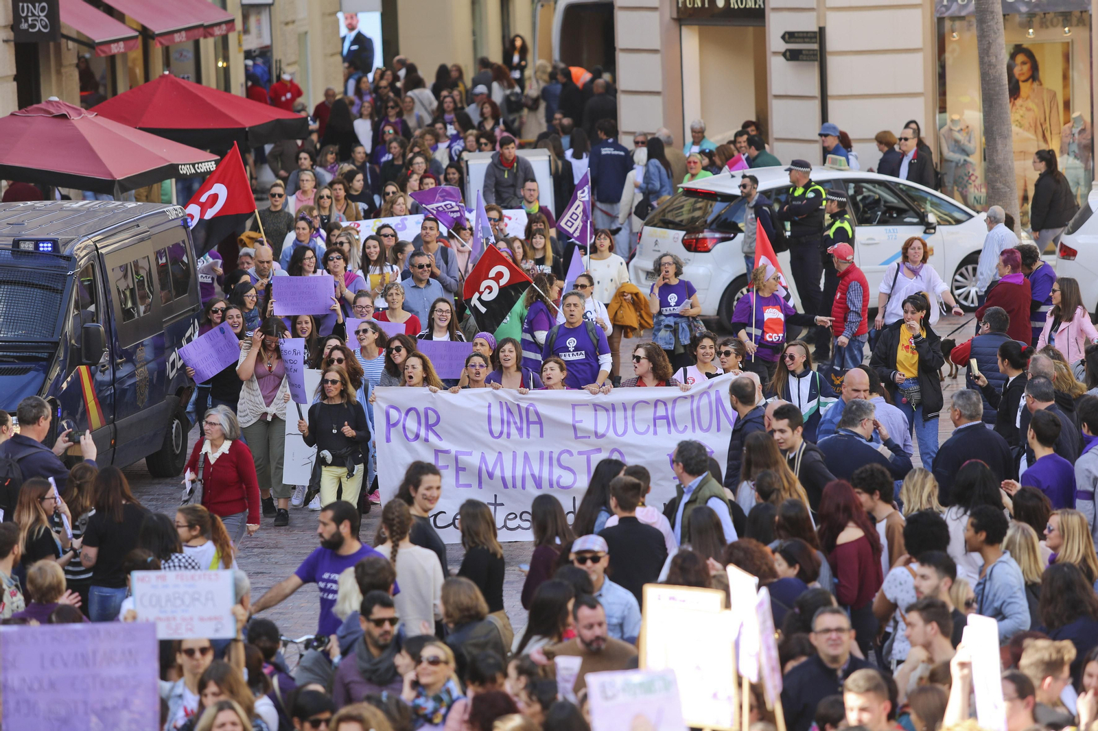 8M Día de la Mujer. Concentración en la Plaza de la Constitución