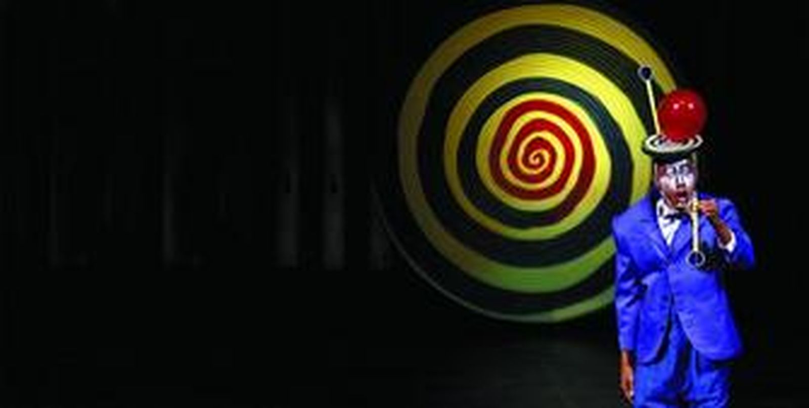 Mark Ward es John desde hace diez años, el personaje de 'Quidam' que casi siempre está en escena y mayor complicidad tiene con el público.