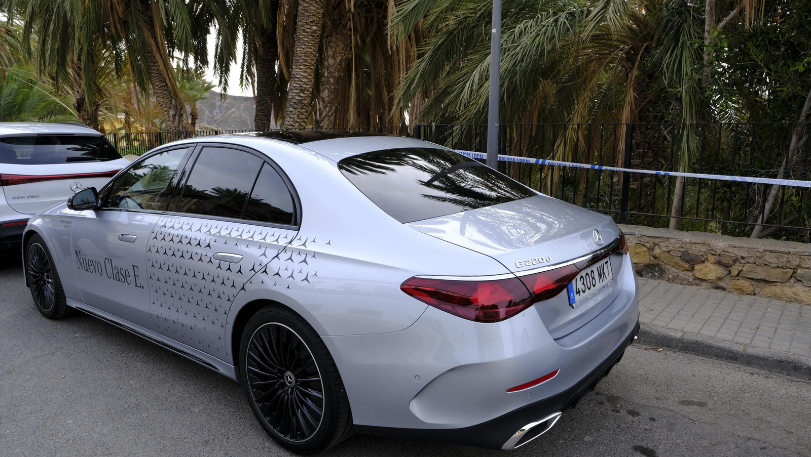 imágenes de la presentación de los nuevos Mercedes-Benz eléctricos, en SAVERES Huércal de Almería