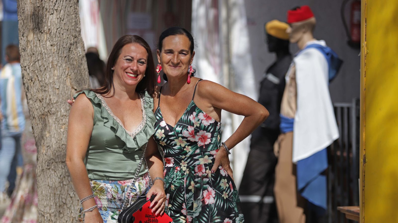 Fotos del Domingo por Sevillanas en la Feria Real de Algeciras