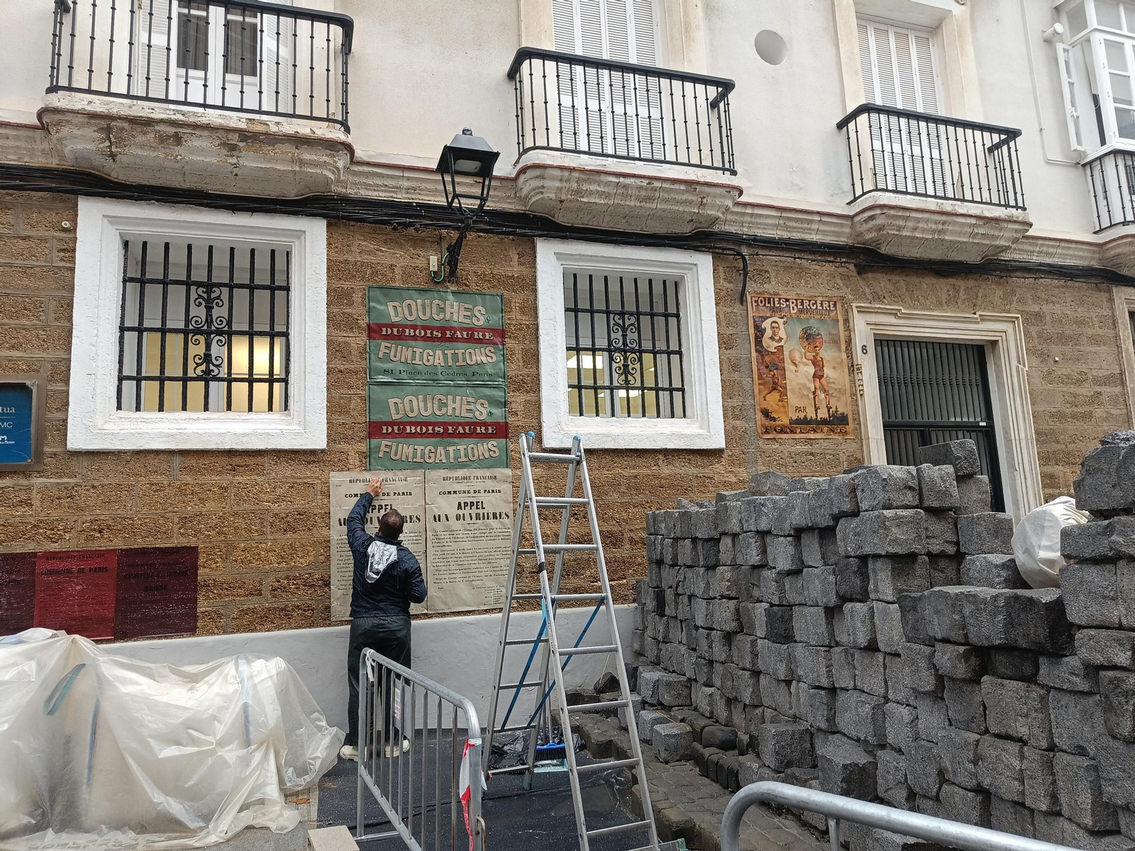 Cádiz se disfraza del París de la Comuna