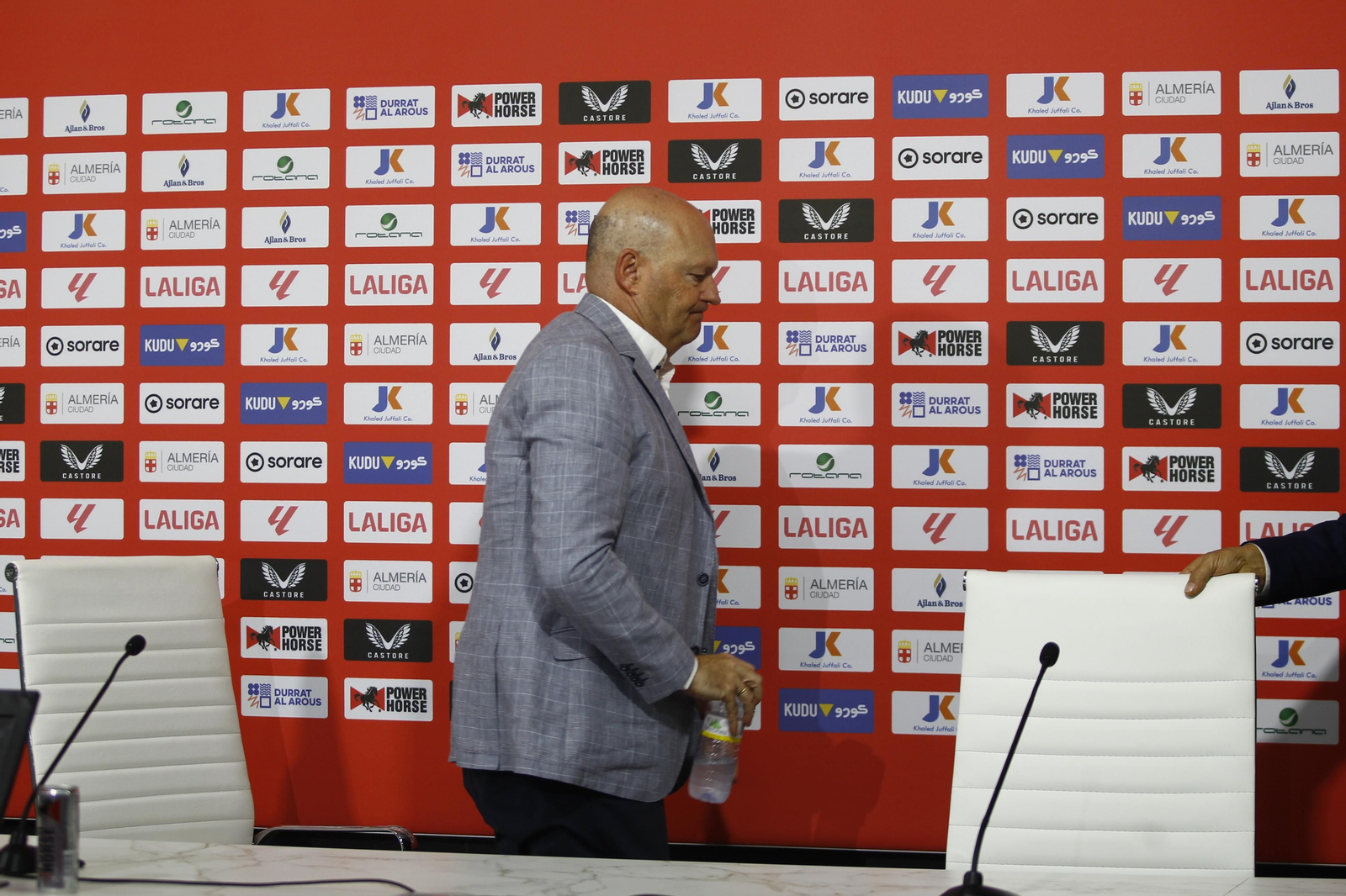 Las imágenes del triste descenso de la UDA ante el Getafe