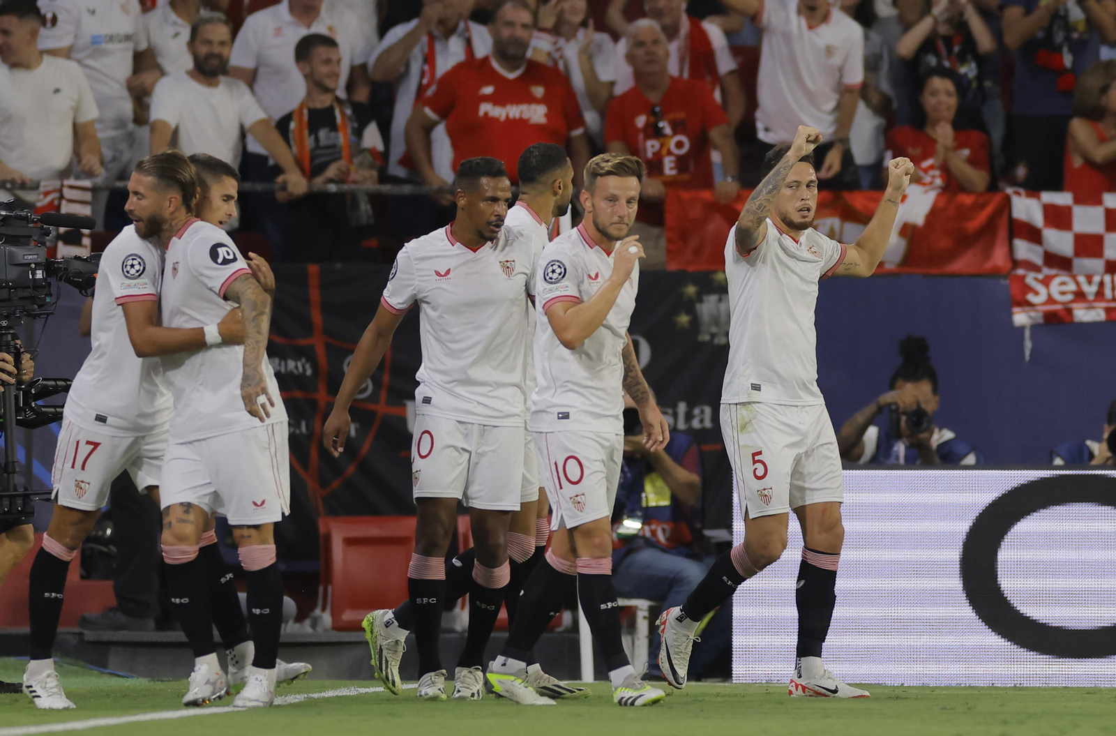 Las fotos del Sevilla-Lens de Champions