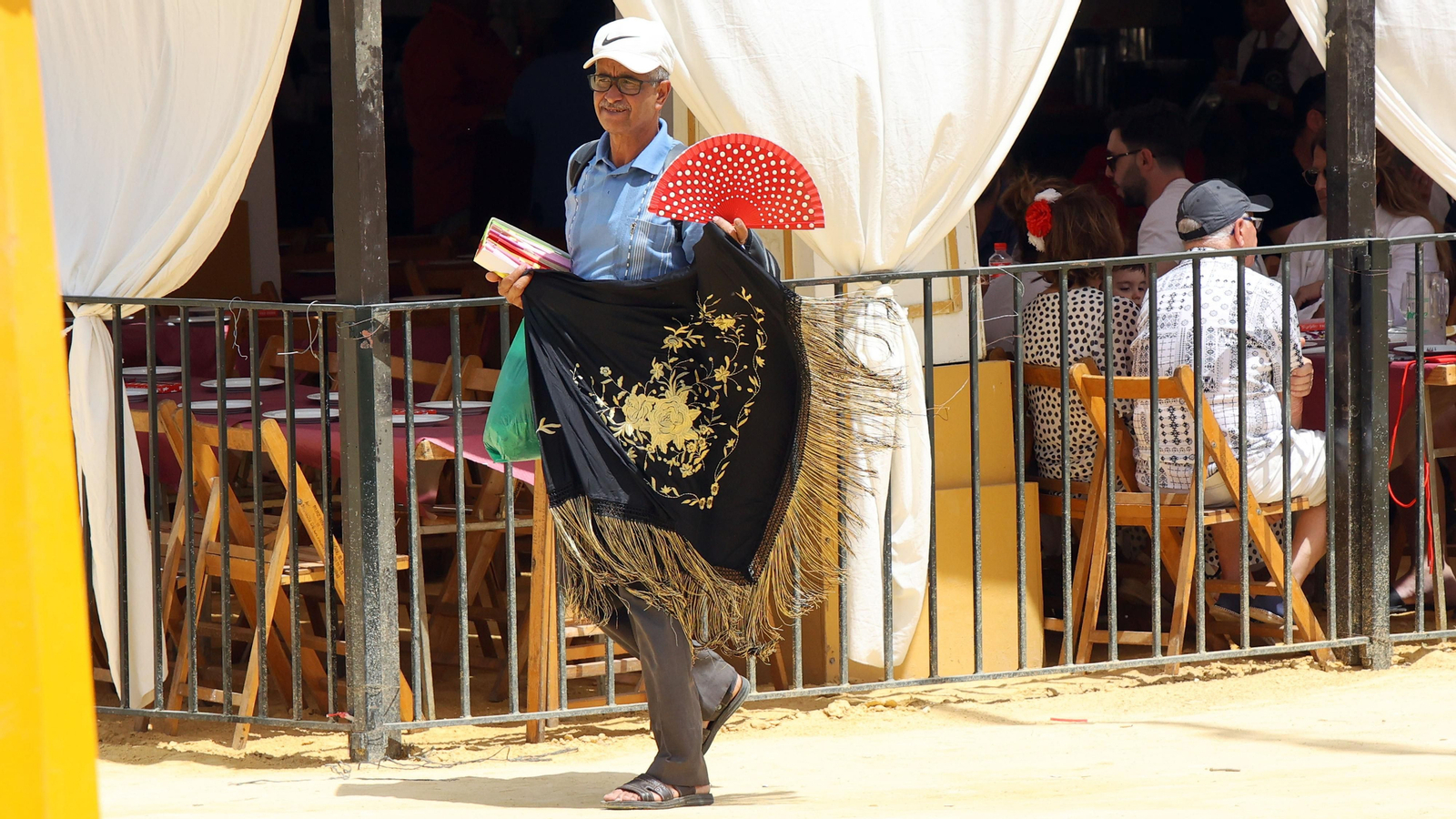 Búscate en las imágenes del lunes de feria en Jerez Búscate en las imágenes del lunes de feria en Jerez