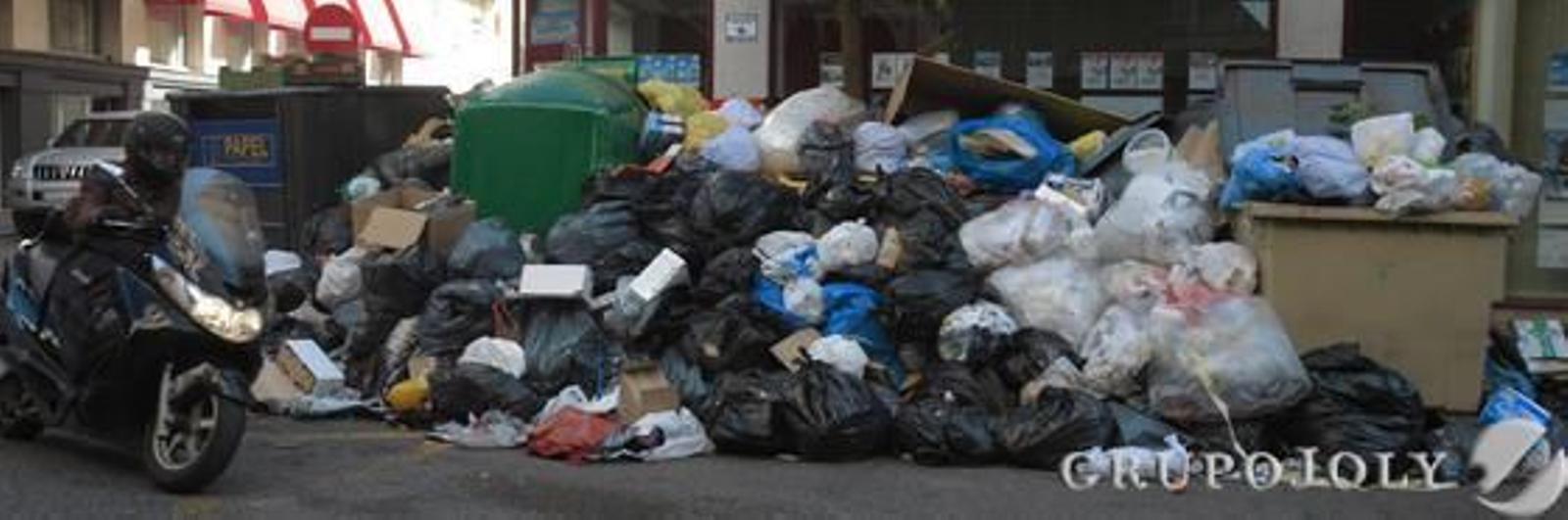 Montañas de basura en las calles.

Foto: Antonio Pizarro