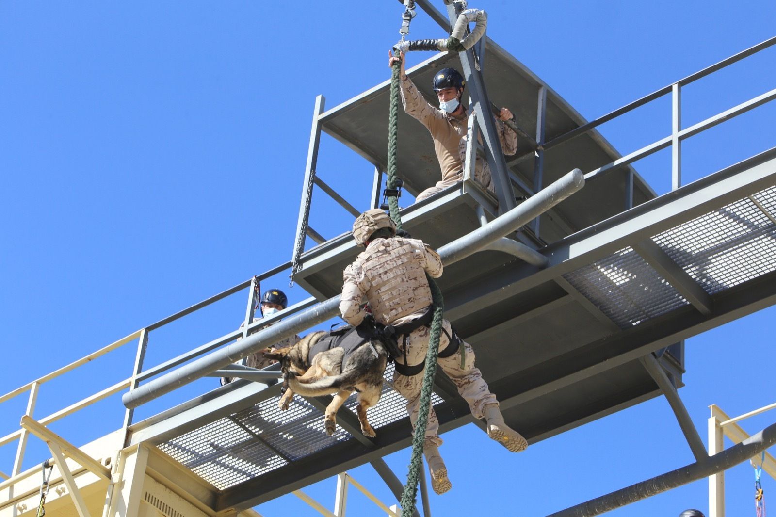 Ejercicio de Adiestramiento 2021 de Unidades Caninas en el TEAR.