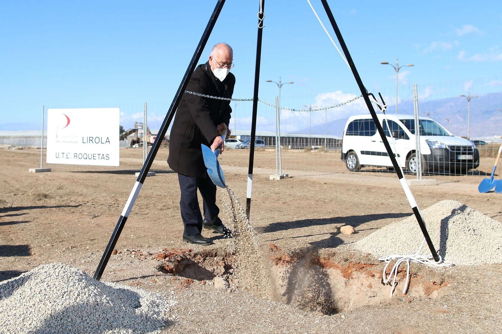 Fotogalería de la colocación de la primera piedra del hospital de Roquetas