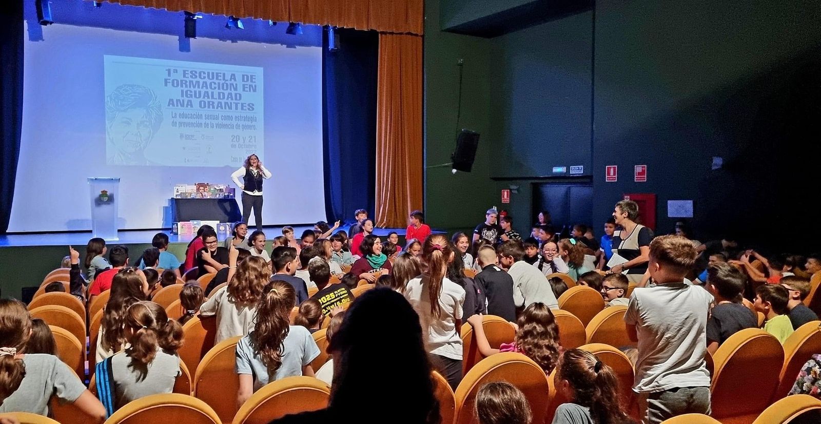 Imagen de la primera escuela de formación en Cúllar Vega.