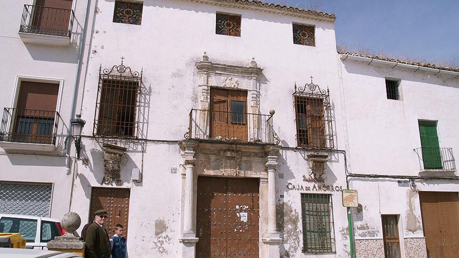 Luis Tafur de Leiva mandó construir la Casa de las Cadenas de Espejo