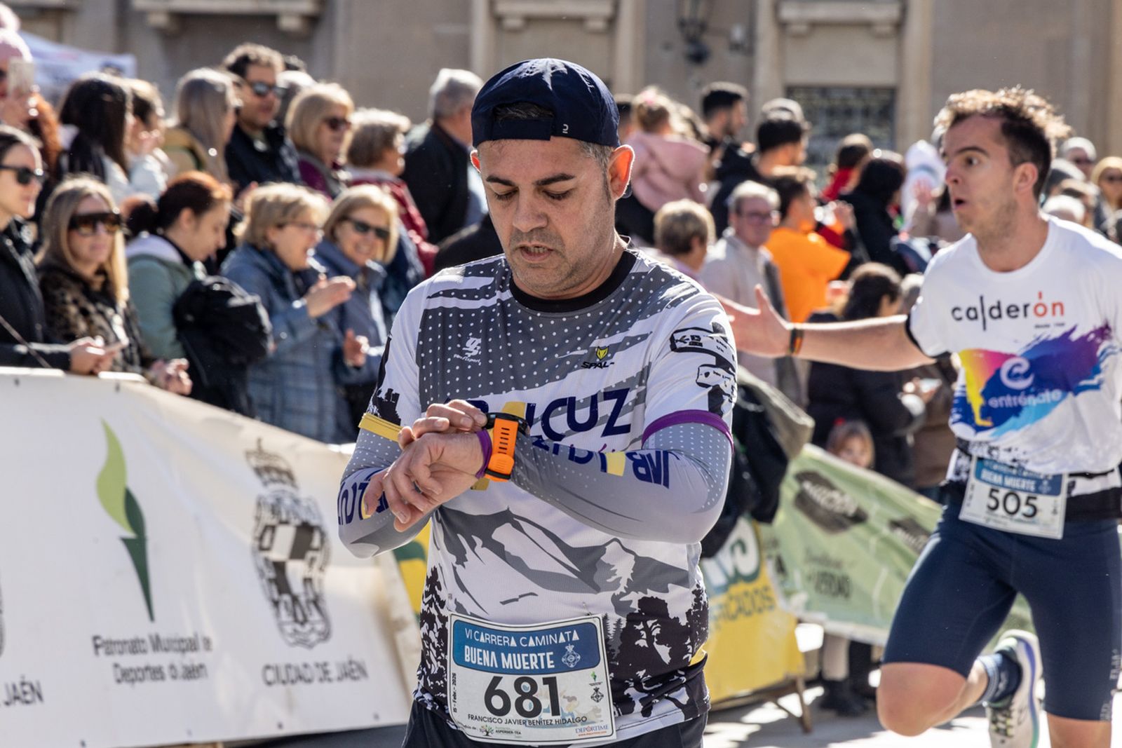 En imágenes: deporte y solidaridad se dan la mano en la VI Carrera-Caminata de la Hermandad de la Buena Muerte (1)