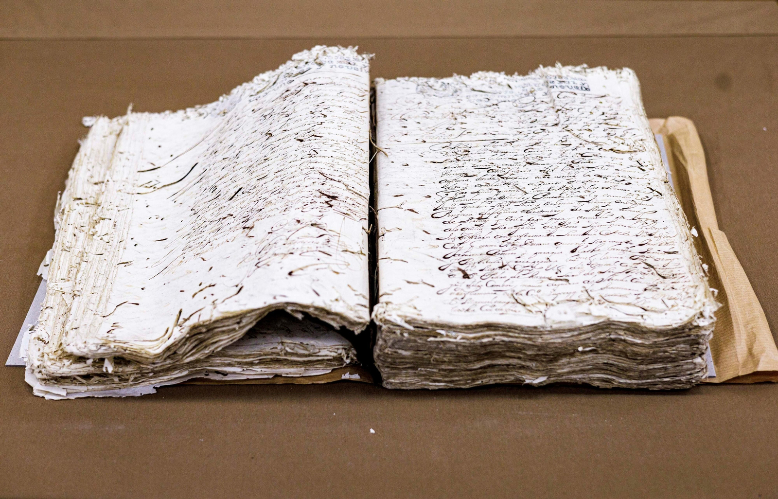 Protocolos notariales.