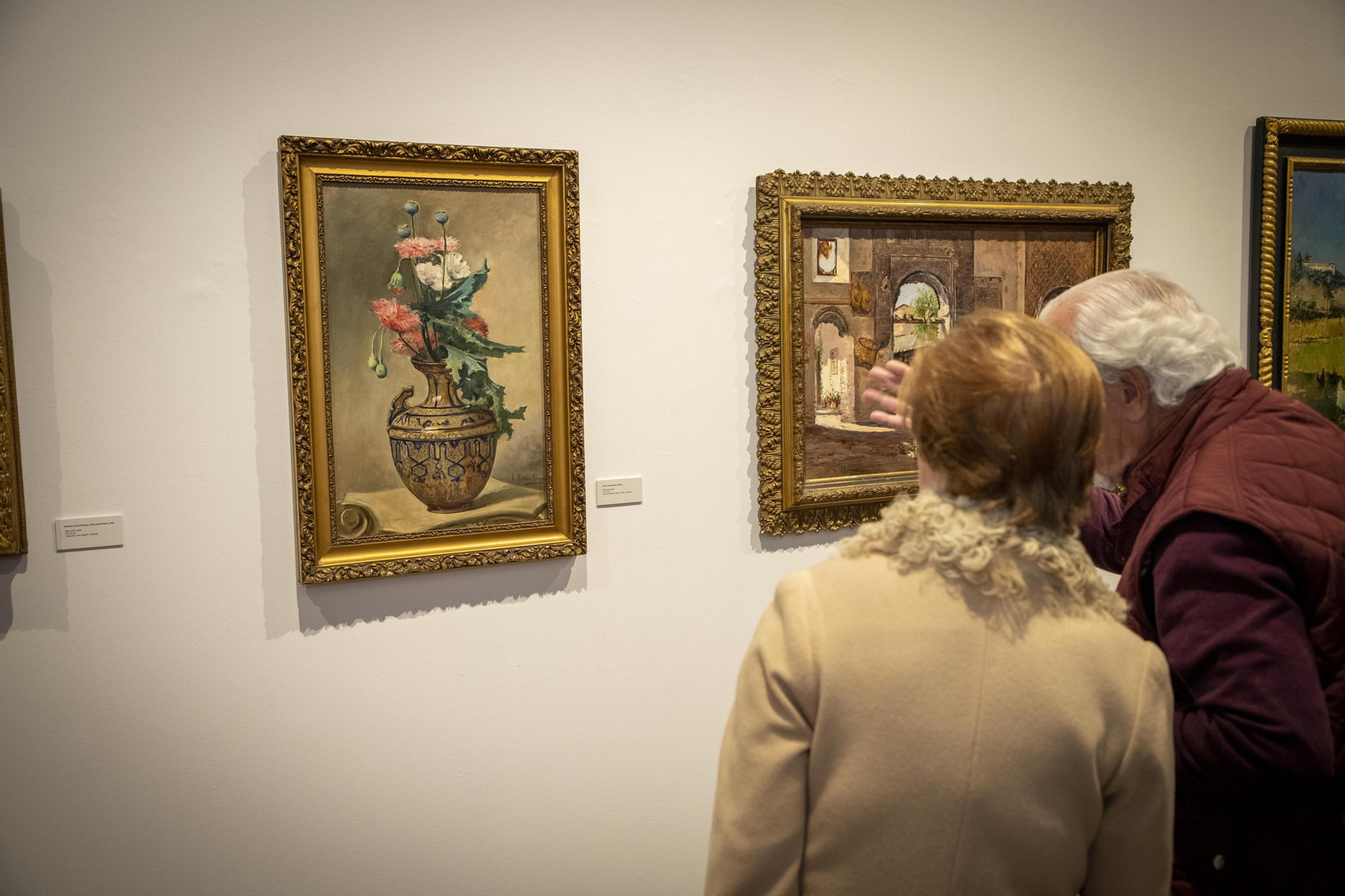 La inauguración de la exposición antológica del pintor Tomás Muñoz Lucena, en imágenes