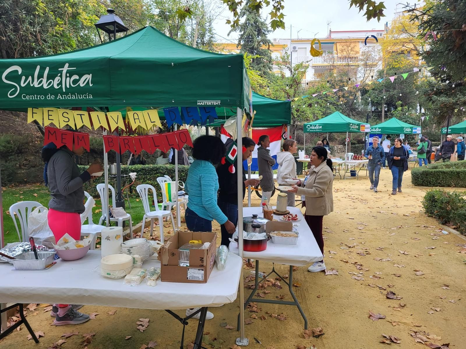 El Membrillo Festival de Carcabuey, en imágenes: senderismo, convivencia y mucha gastronomía