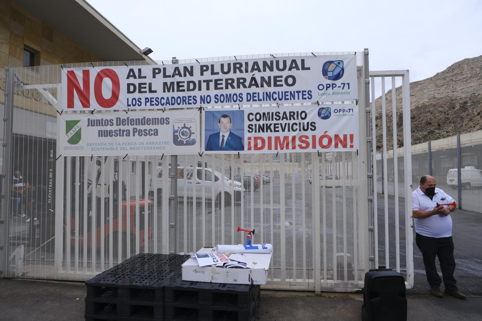 Fotogalería concentración protesta sector pesquero. Almería