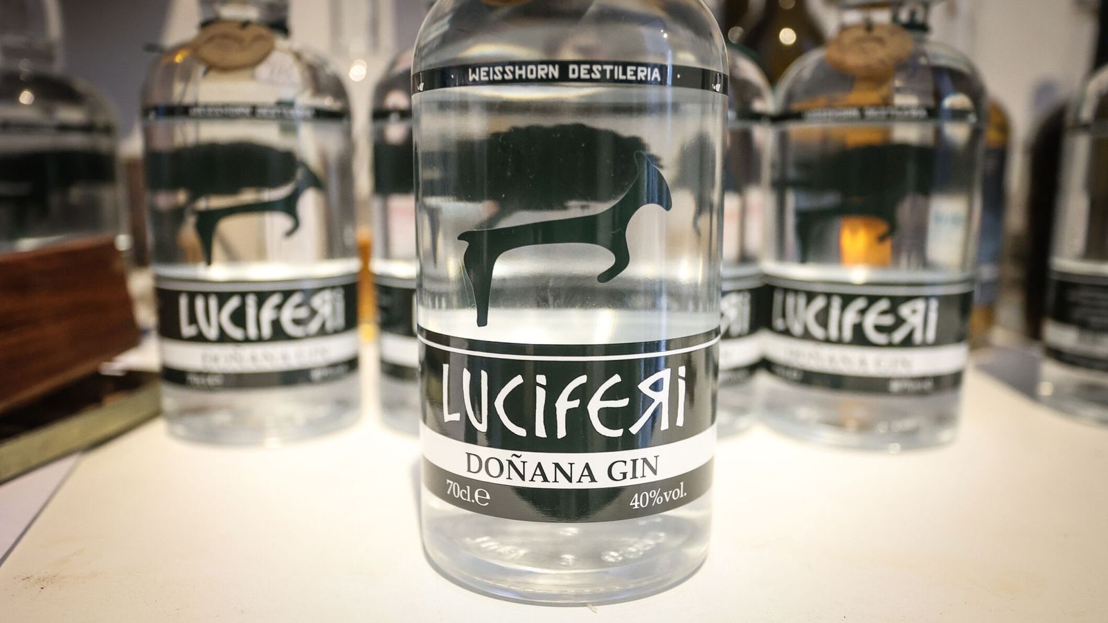 Detalle de ‘Luciferi’, la primera ginebra hecha con uva palomino.