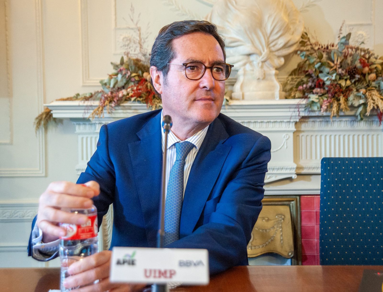 Antonio Garamendi, presidente de la CEOE, durante su participación en el curso de verano de la APIE en la UIMP.