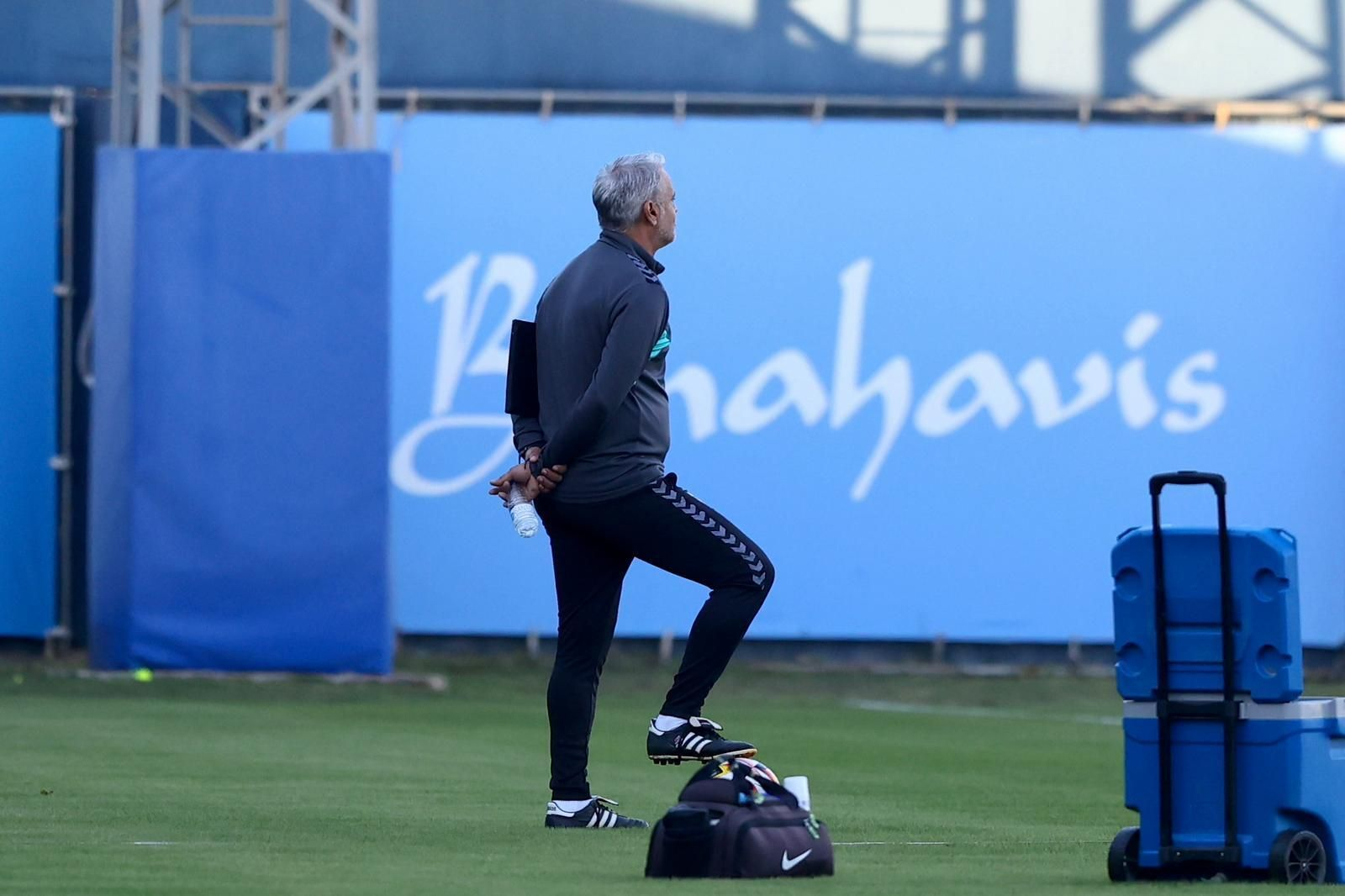 El Málaga CF da los últimos pespuntes antes de recibir al Córdoba