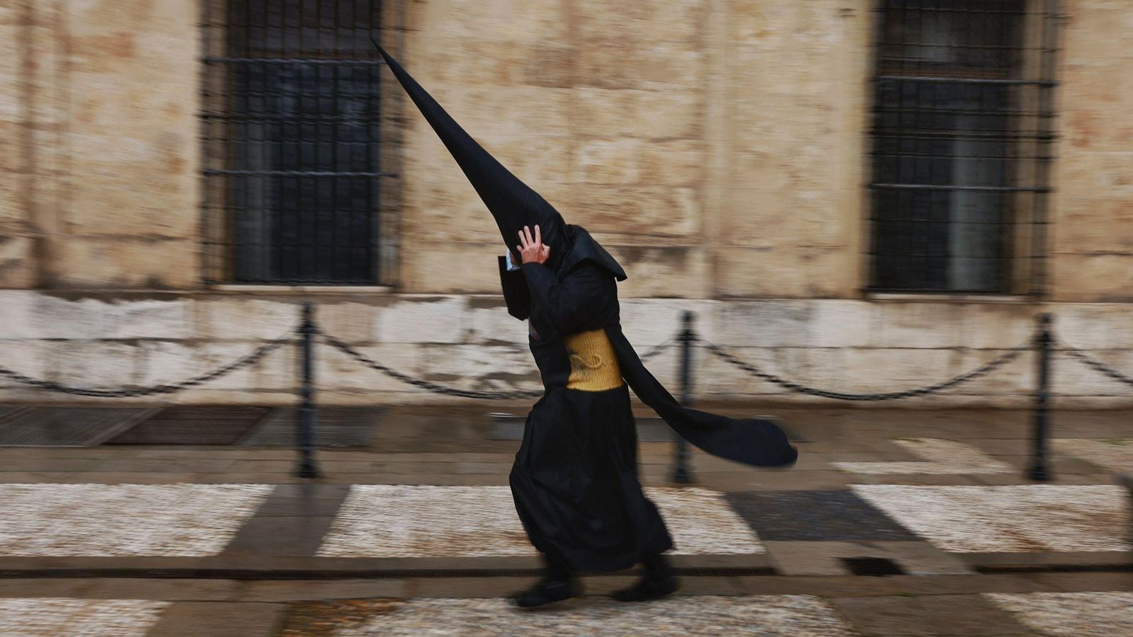 Un nazareno de Los Estudiantes
