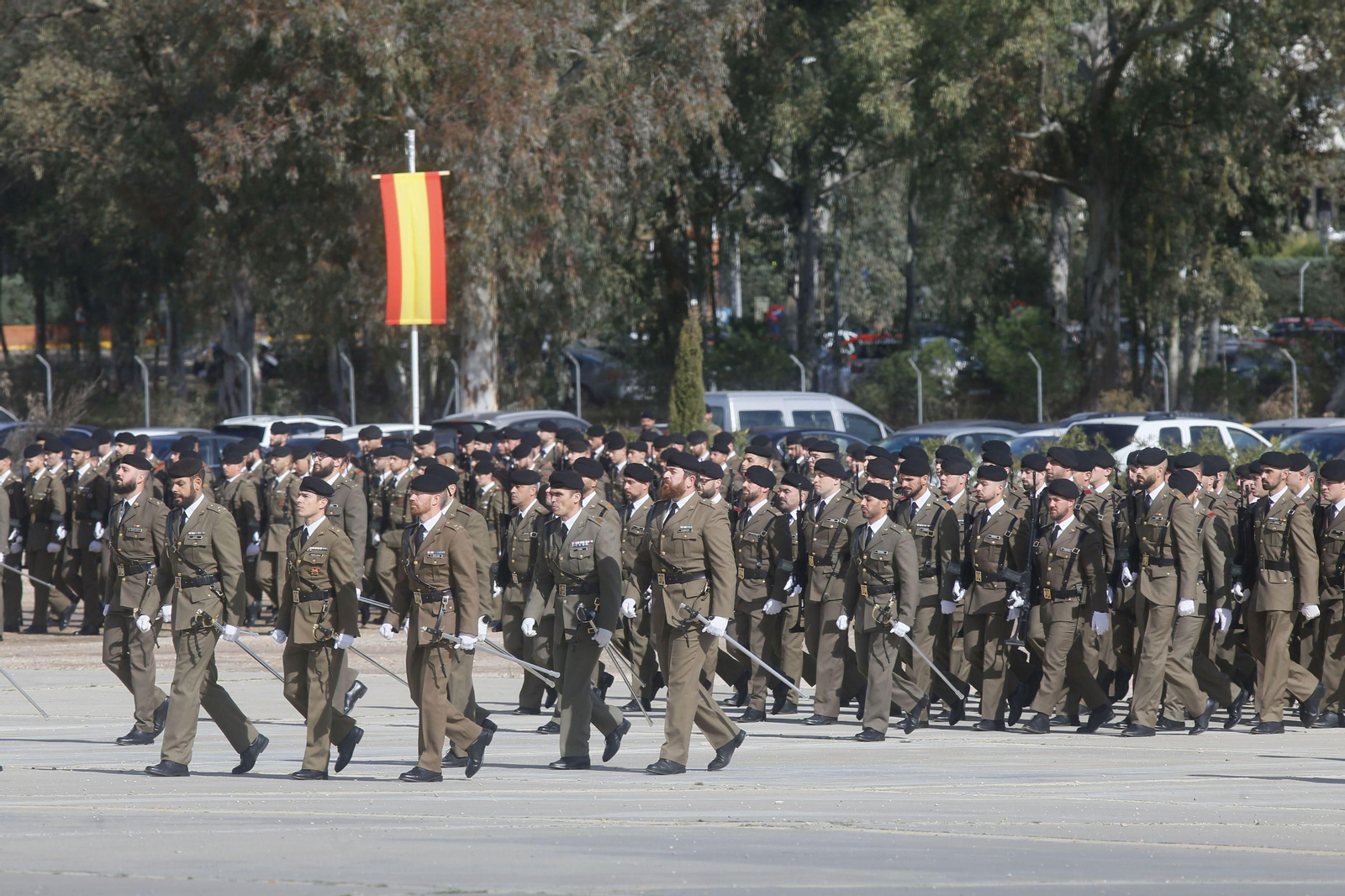 La toma de posesión del general de Brigada Fernando Ruiz Gómez como nuevo jefe de la Brigada 'Guzmán el Bueno' X, en imágenes