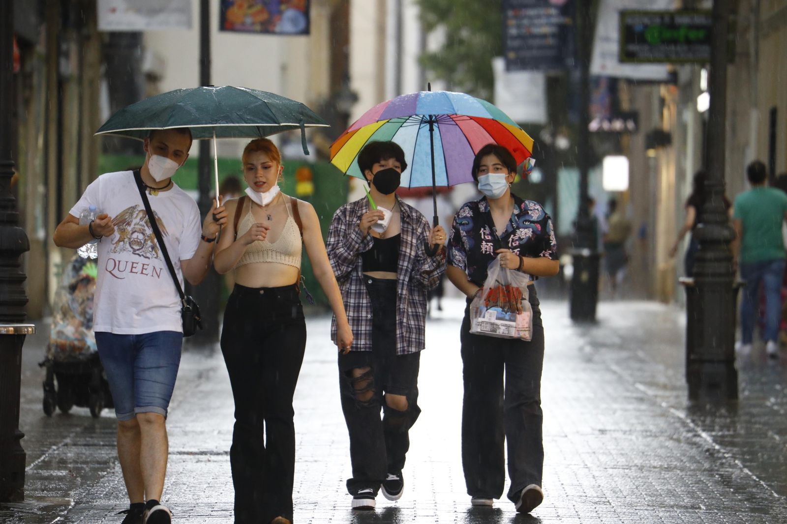 La tarde de tormenta y lluvia en Córdoba, en imágenes