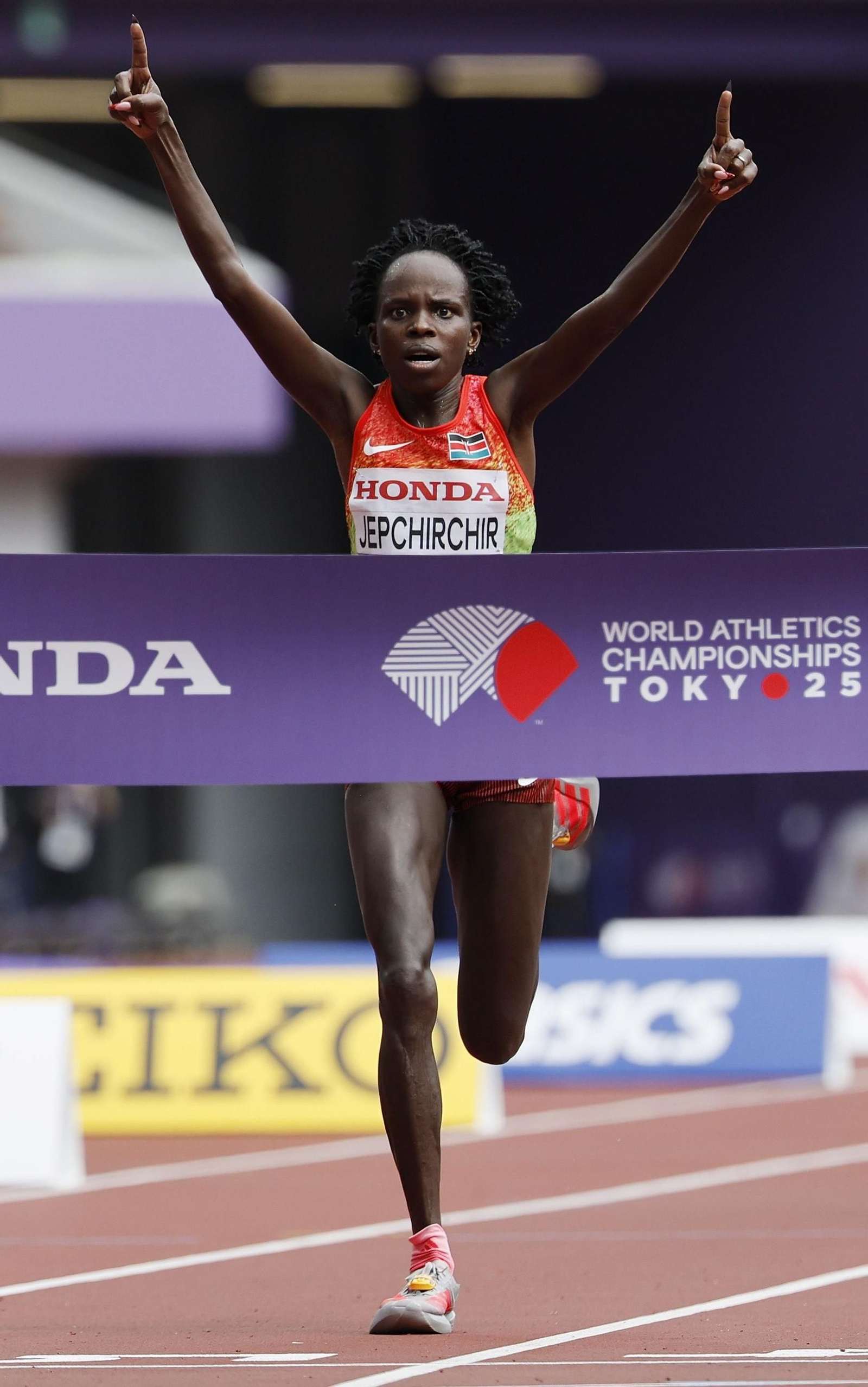 Las mejores imágenes del triunfo de Seville en 100 metros y del resto del Mundial de atletismo