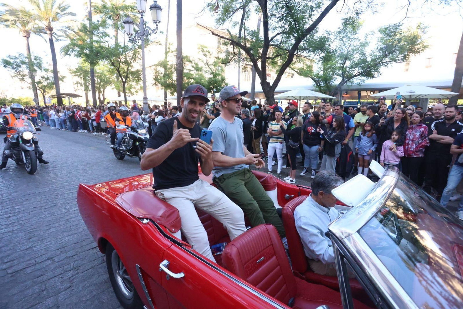 Jerez disfruta ya del ambiente del Gran Premio de MotoGP con la Gran Caravana Motera