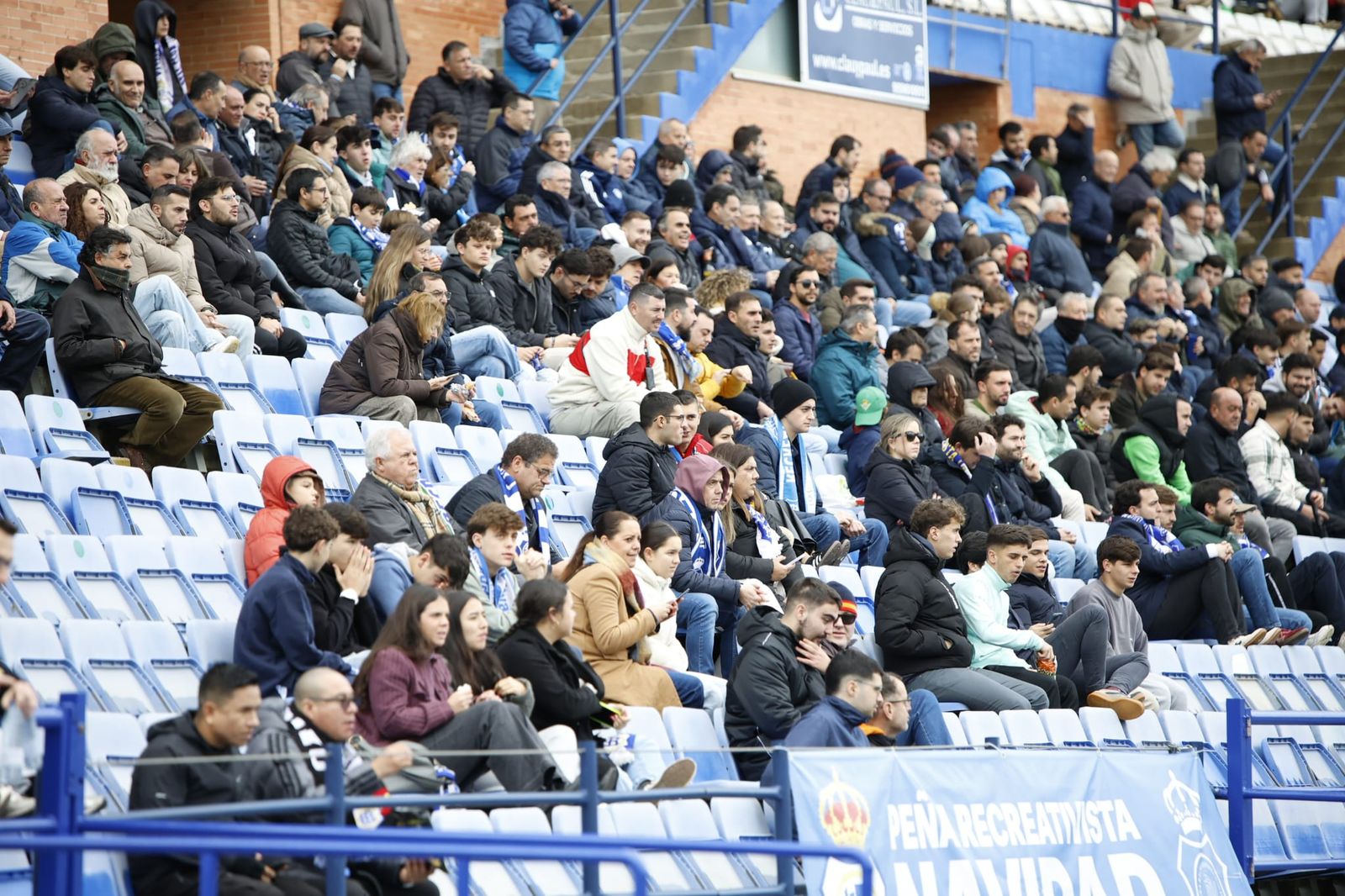 Búscate en las gradas del Nuevo Colombino en el Recreativo de Huelva - Extremadura