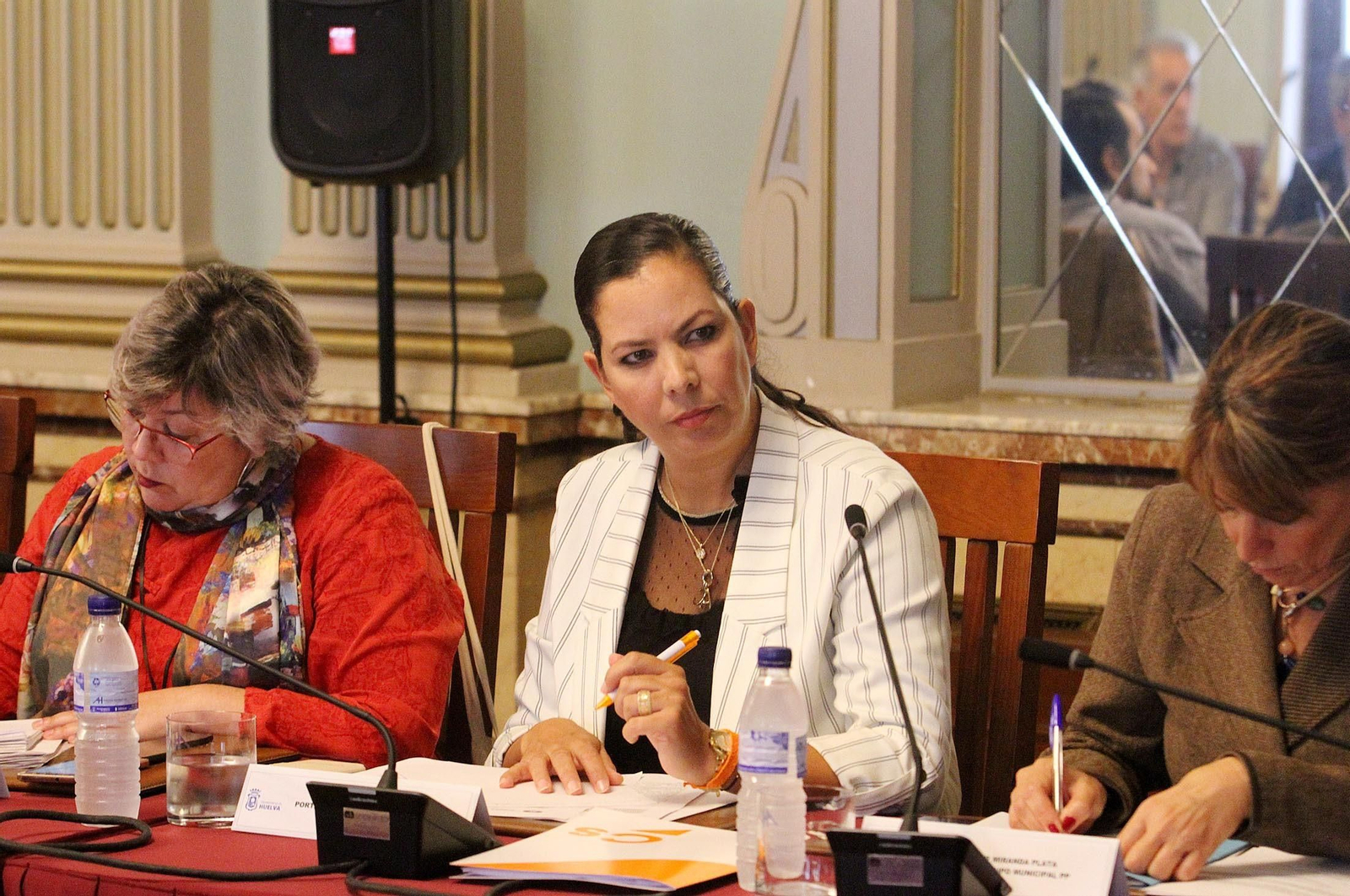 Imágenes de la reunión de la Mesa de Fosfoyesos