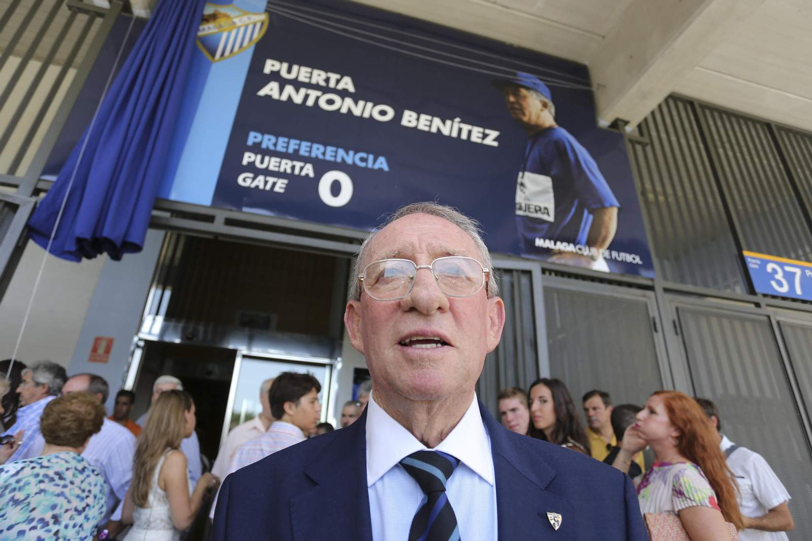 Antonio Benítez, una vida de blanquiazul