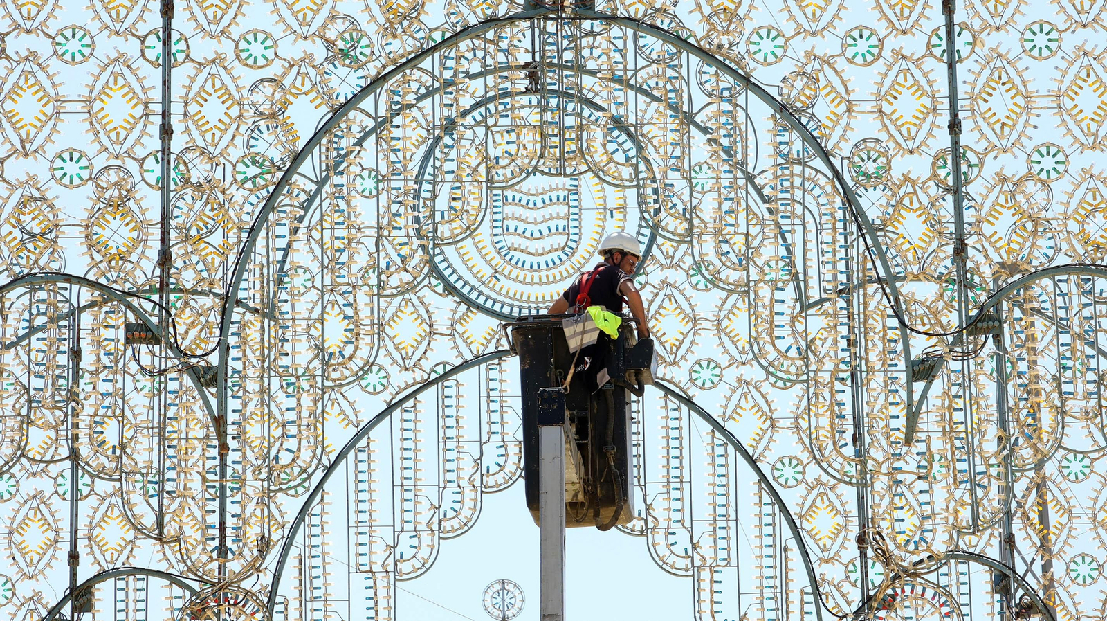 El montaje de la Feria de Jerez va a buen ritmo