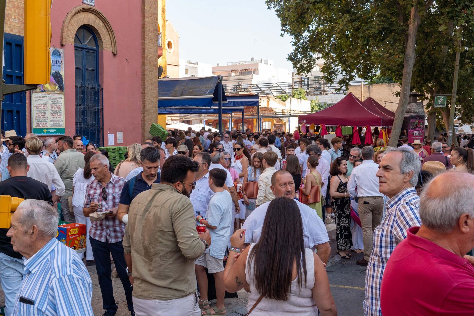 Colombinas 2025: Ambiente en la corrida de toros del domingo 3 de agosto en Huelva