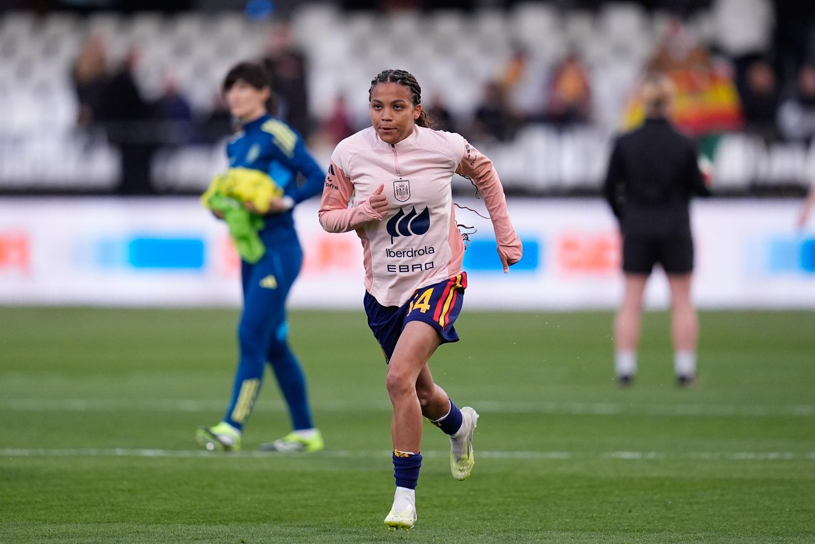 Las fotos del España-Islandia de fútbol femenino