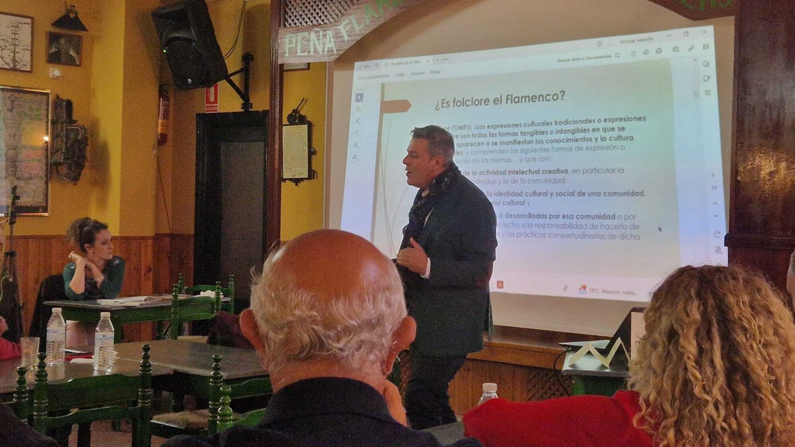 Conferencia del doctor en Derecho, profesor y activista flamenco, Antonio Rodríguez Ramos.