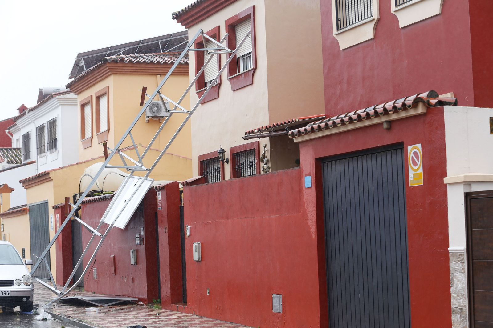 Fotos del temporal de lluvia y viento por la borrasca Kristin en el Campo de Gibraltar