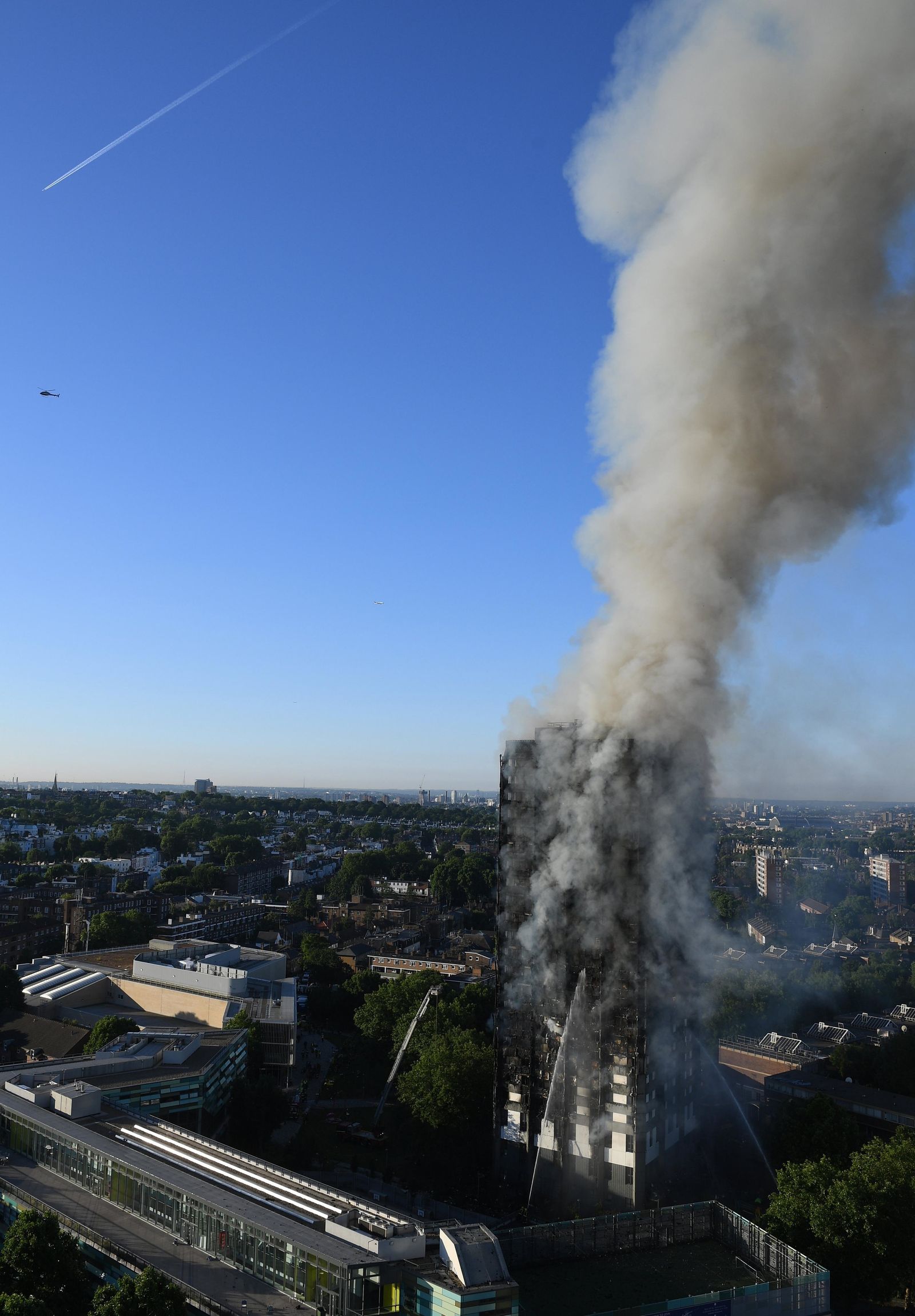 El espectacular incendio de Londres, en imágenes