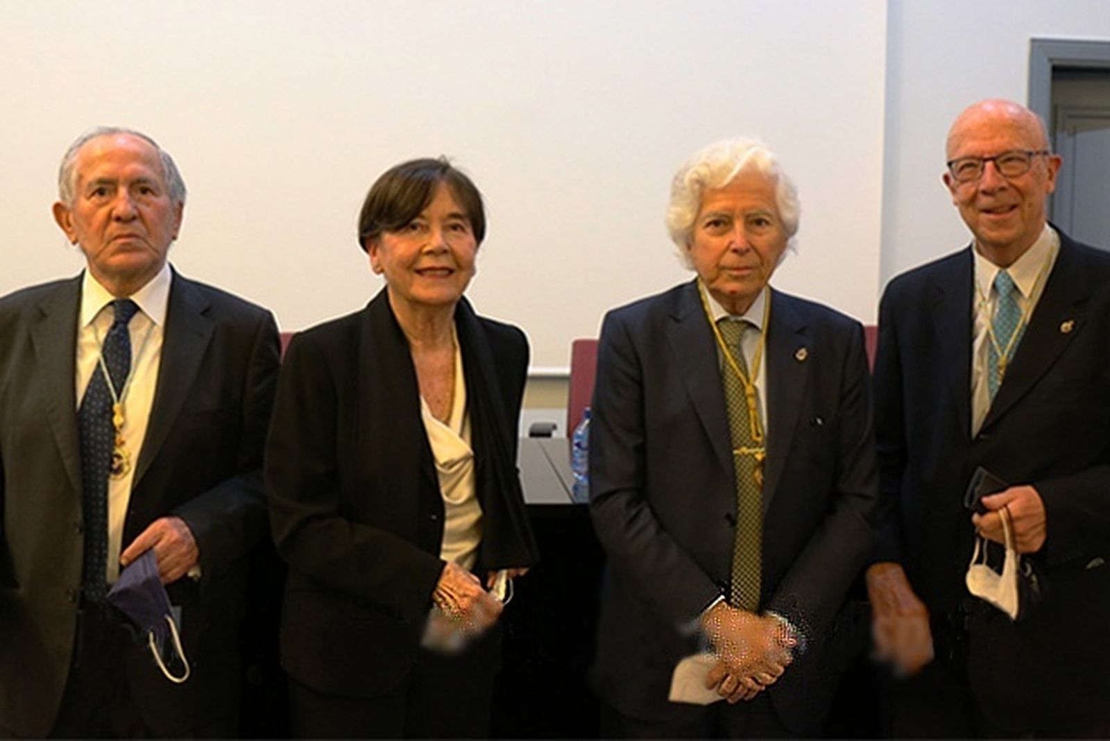 Rosa Romojaro en la Biblioteca Histórica Marqués de Valdecilla