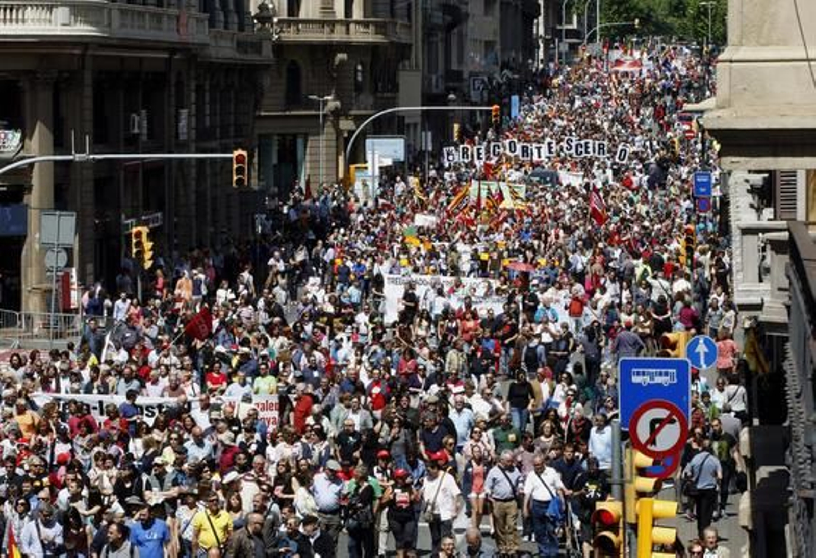 Manifestación del Primero de Mayo en Barcelona.

Foto: EFE