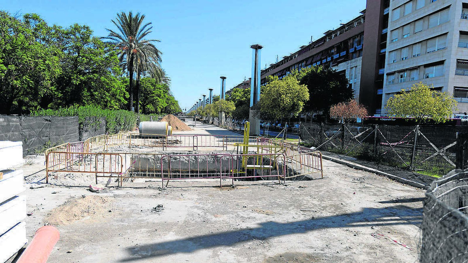 Estado actual de la obra de Jiménez Becerril por el colector emisario Puerto, este sábado.