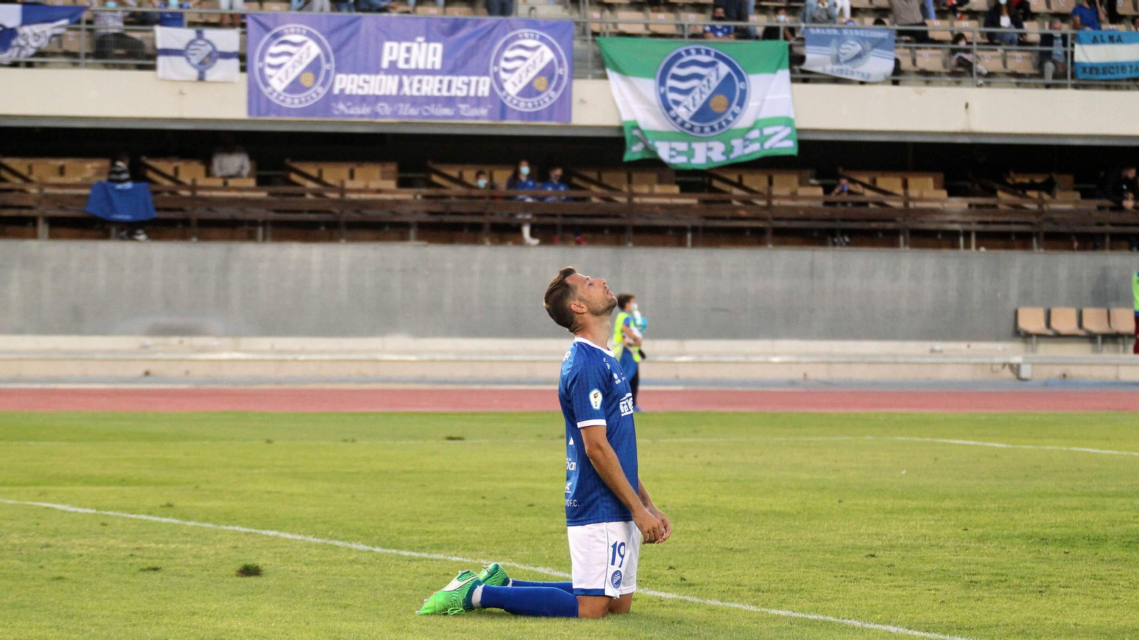 Imágenes del Xerez DFC - CD Rota en Chapín